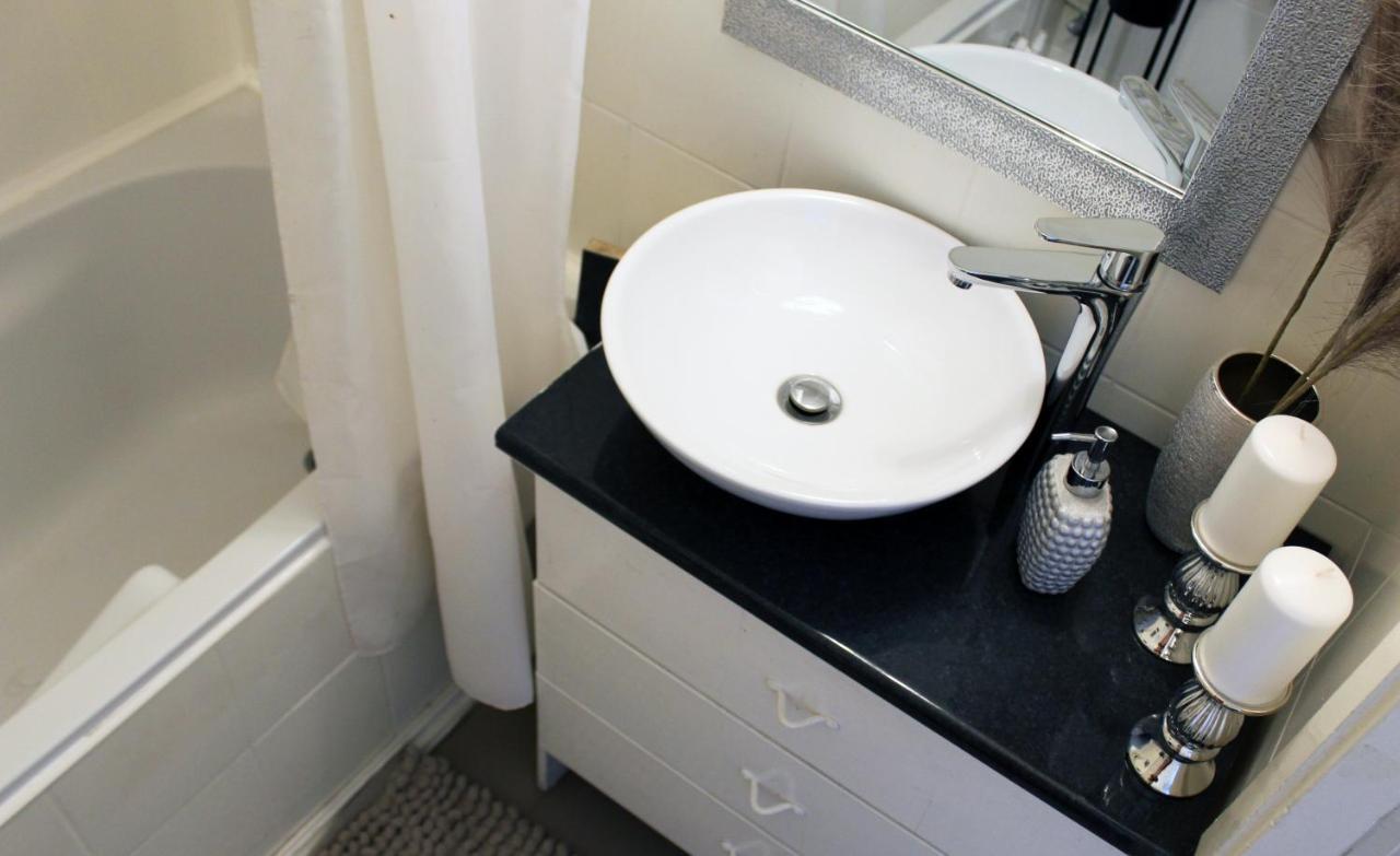 Lara Suite Szombathely Ngoại thất bức ảnh