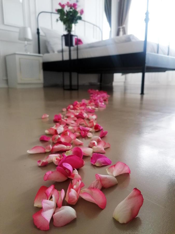 Lara Suite Szombathely Ngoại thất bức ảnh